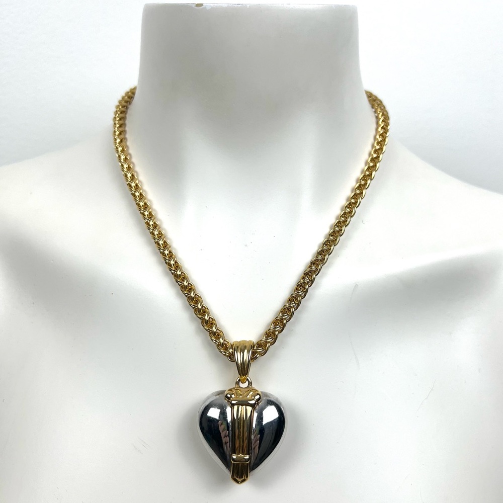 Vintage 90’s Y2K Gold Tone Heart ❤️ Pendant Statement Necklace